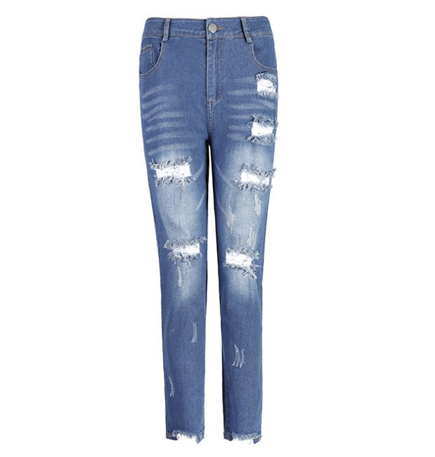 Women's jeans, pierced feet, mid-rise jeans.