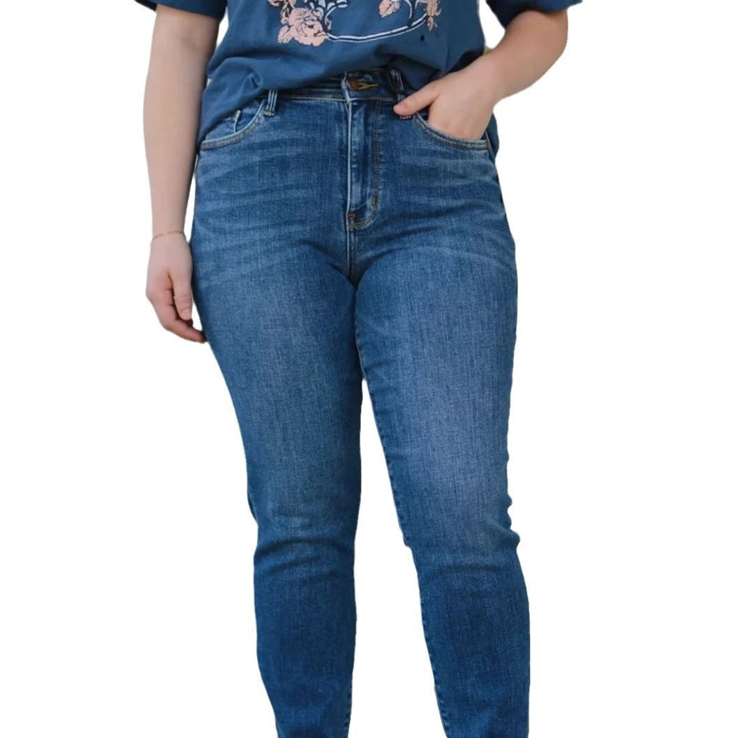 Women's Slim Pull-up Jeans.