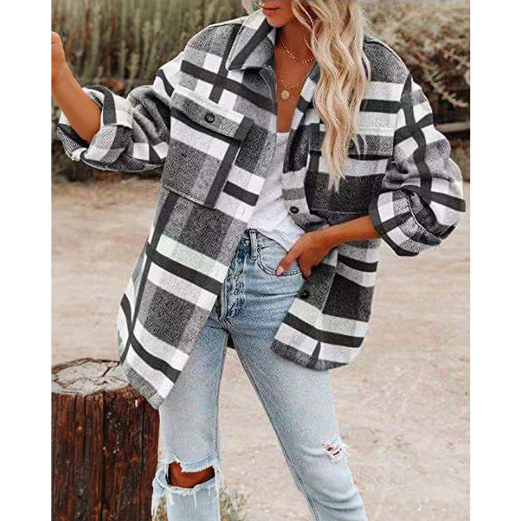 Women's Long Sleeve Lapel Loose Plaid Thickened Wool Jacket.