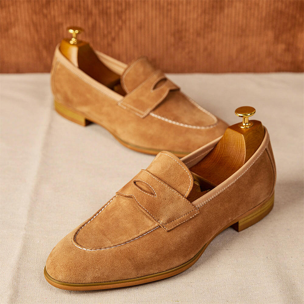 Men's Loafers With Round Toe Brown Suede.