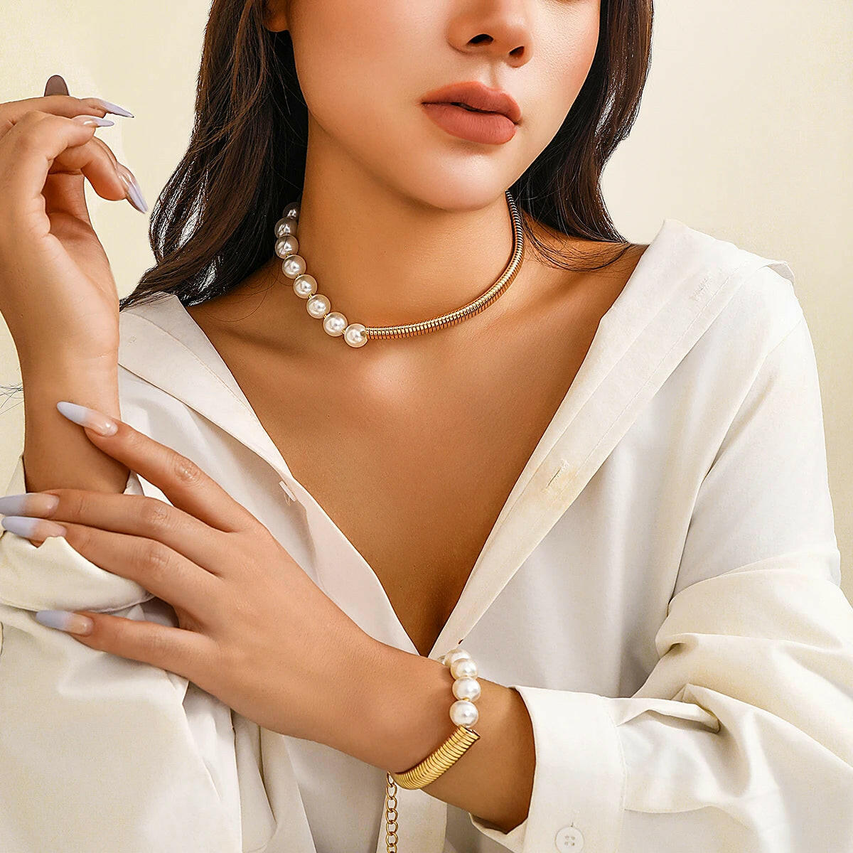 Pearl Short Choker Necklace