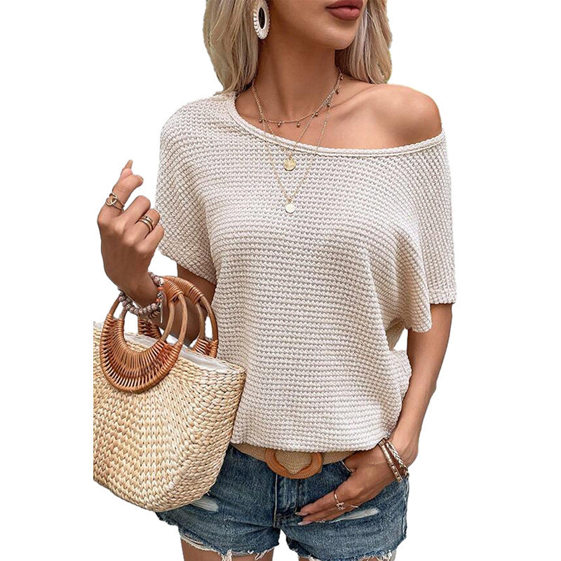 Summer Backless Female Casual Loose-fitting T-shirt.