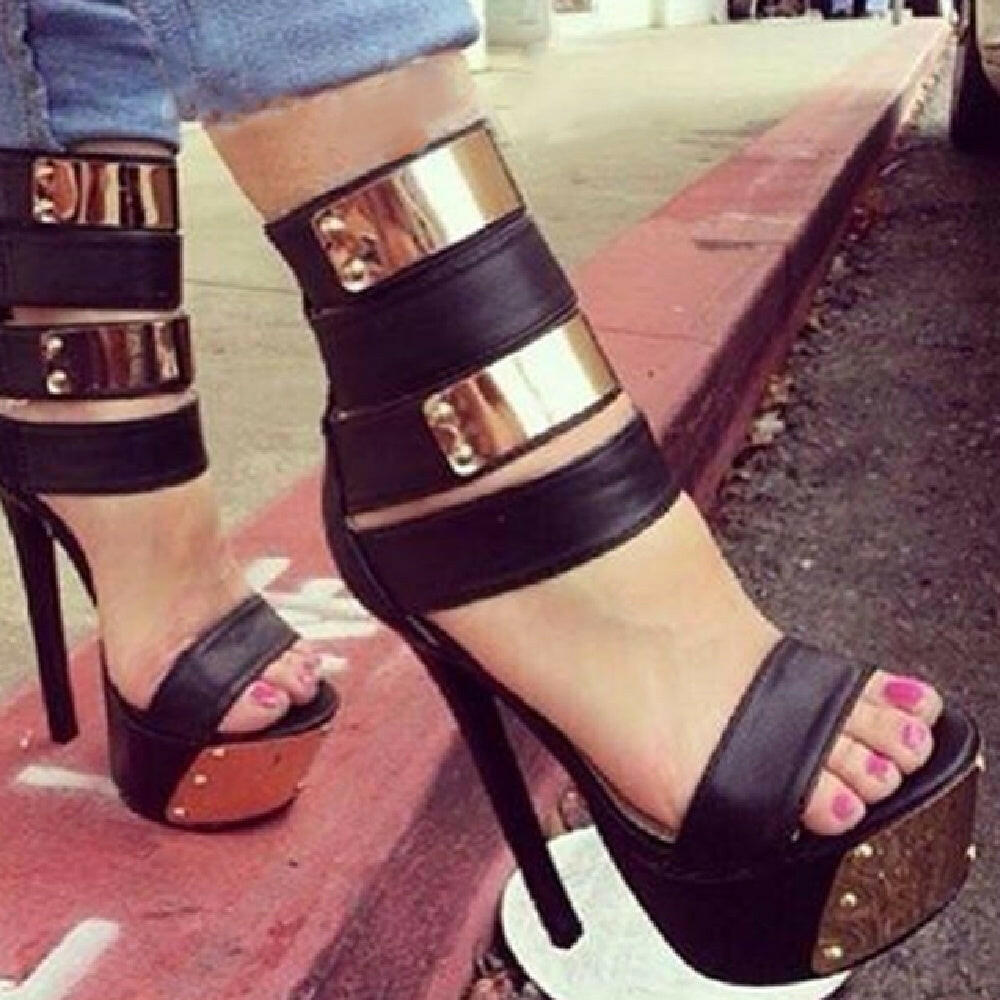 Heel Open Toe Women's Roman Sandals Metal Sheet Rivet Waterproof Platform High Heels.