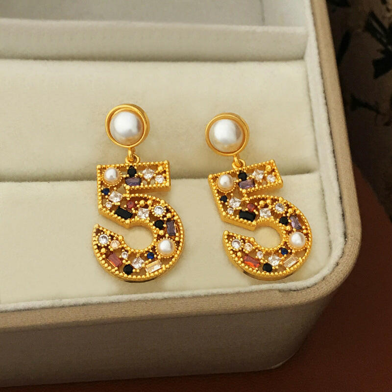 Zircon earrings