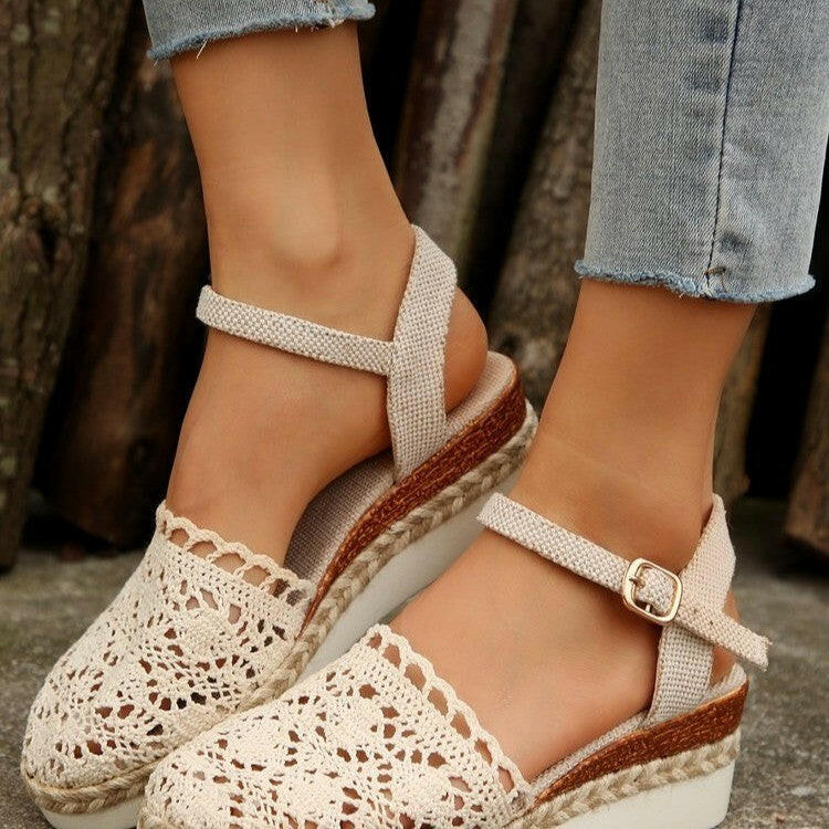 Woven Hollowed Women's Buckle Sandals.