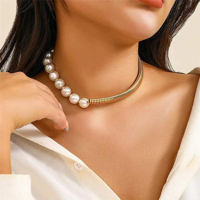 Pearl Short Choker Necklace