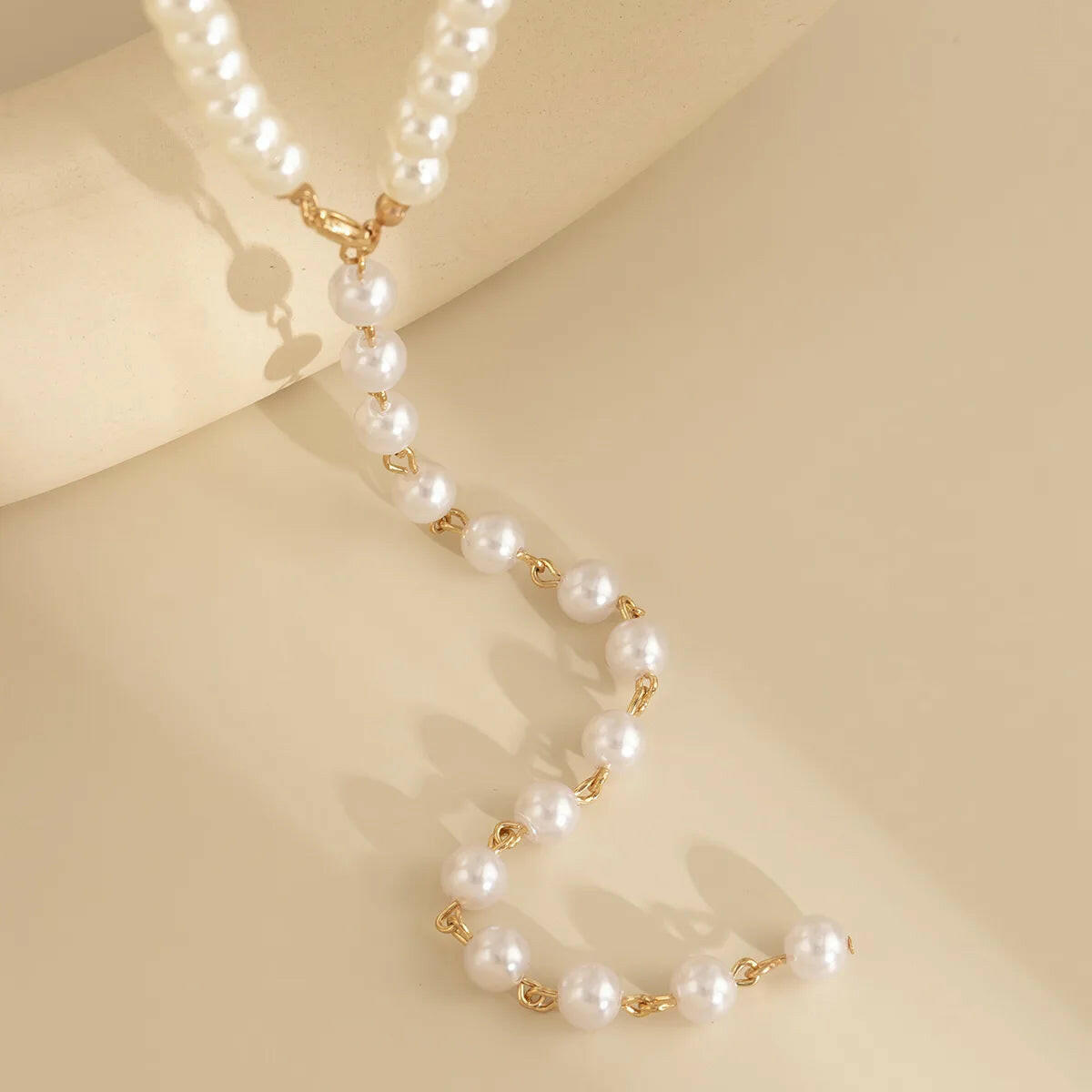 Pearl Fringe Long Niche Necklace