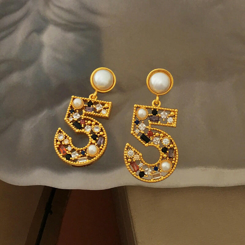 Zircon earrings