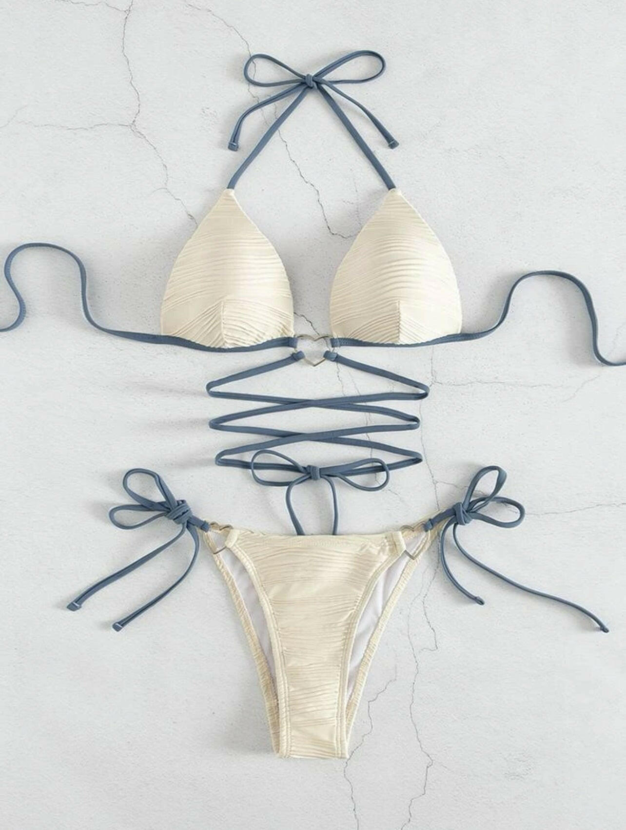 Split bikini swimsuit