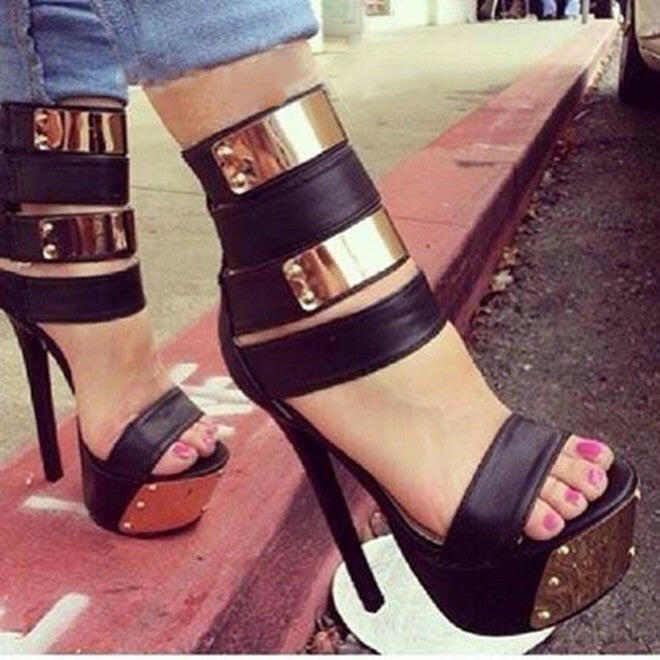 Heel Open Toe Women's Roman Sandals Metal Sheet Rivet Waterproof Platform High Heels.