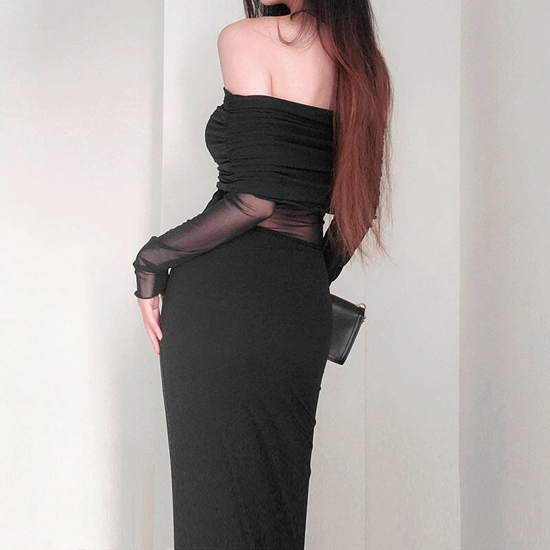 Women's Winter Sexy Off-the-shoulder Pleated Long Sleeve Polyester Dress.