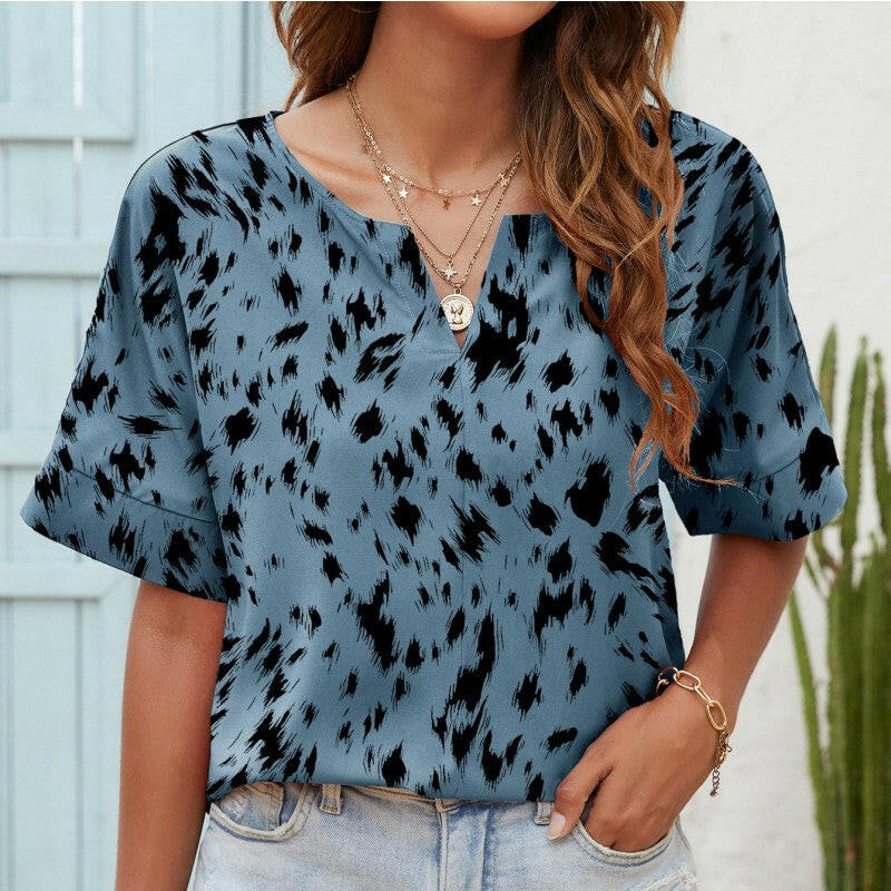 Printed V-neck Short-sleeved Casual Top T-shirt For Women.